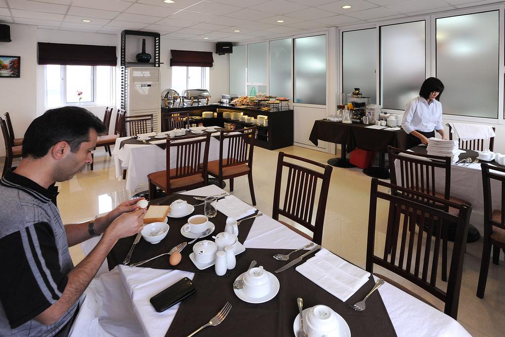 Hanoi Legacy Hotel - Hoan Kiem Экстерьер фото